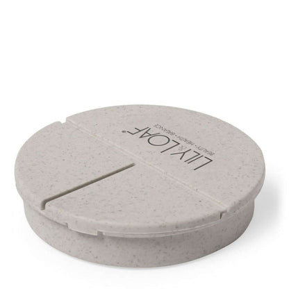 Lily & Loaf Capsule Box comes with 3 storage compartments
